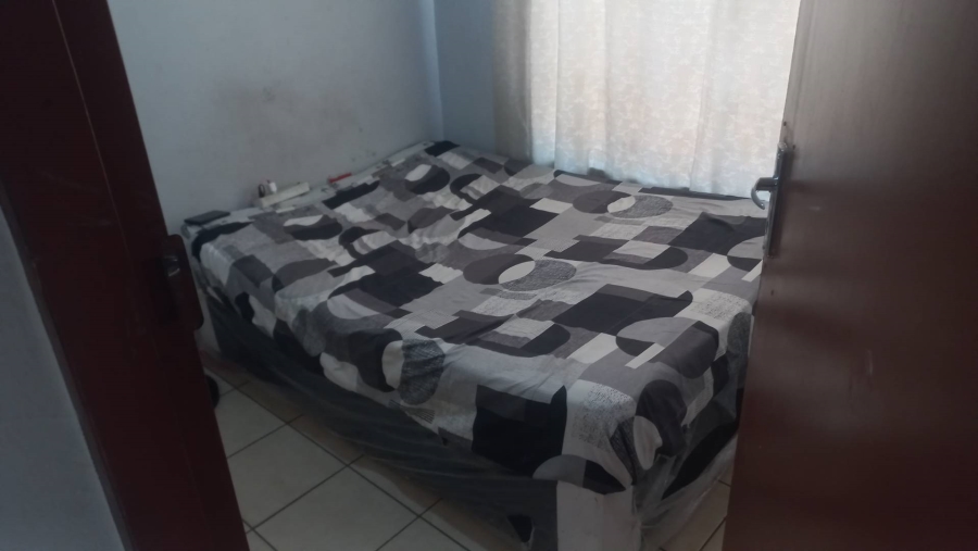 3 Bedroom Property for Sale in Roodekop Gauteng