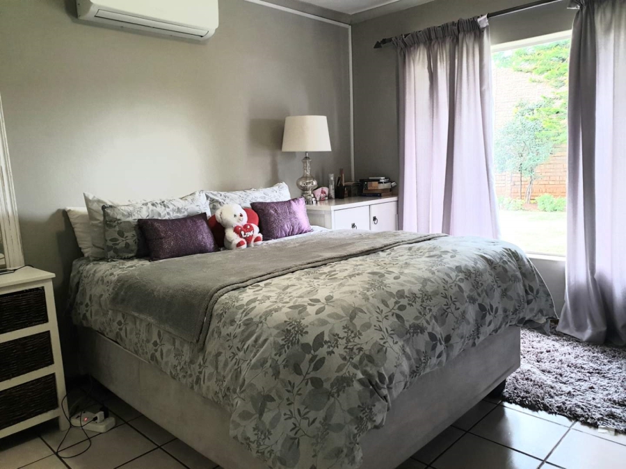 2 Bedroom Property for Sale in Die Wilgers Gauteng