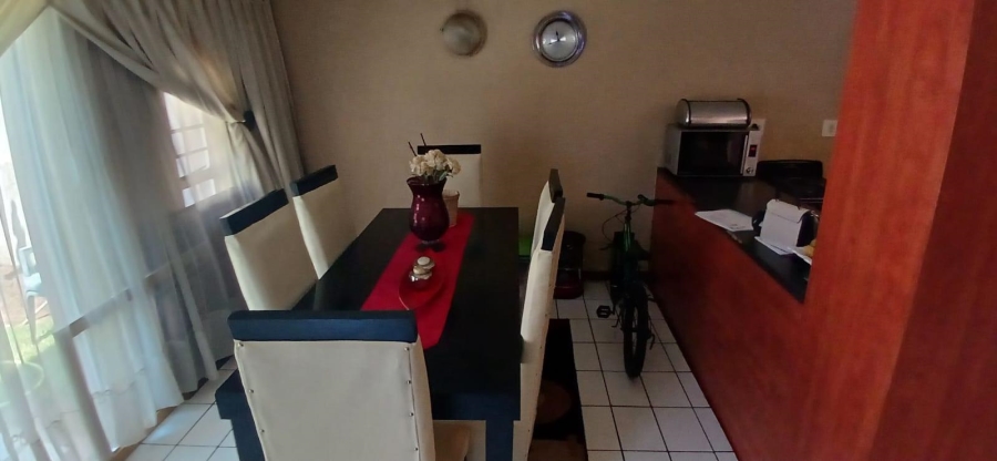 2 Bedroom Property for Sale in Lyndhurst Gauteng