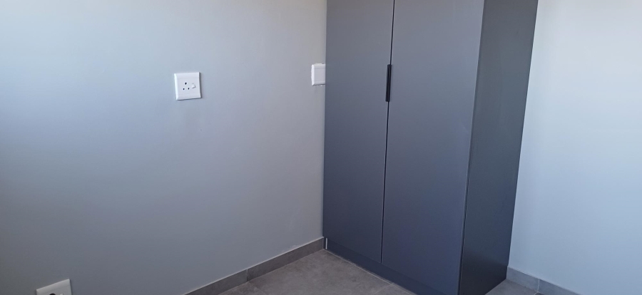 To Let 2 Bedroom Property for Rent in Linden Gauteng