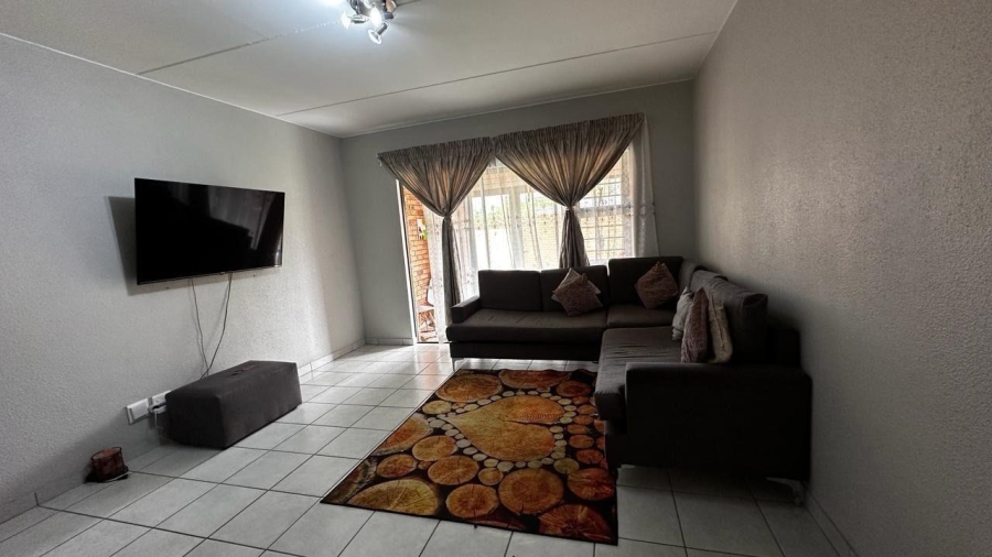 3 Bedroom Property for Sale in New Market Gauteng