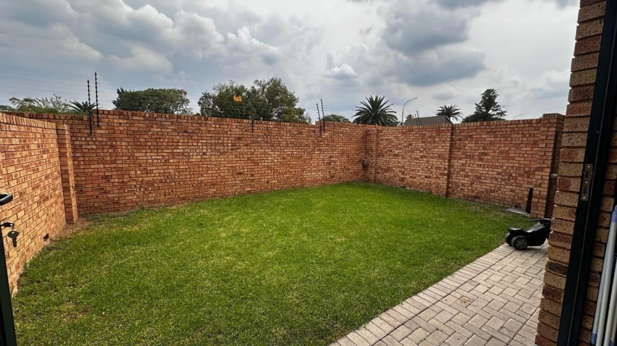 3 Bedroom Property for Sale in New Market Gauteng