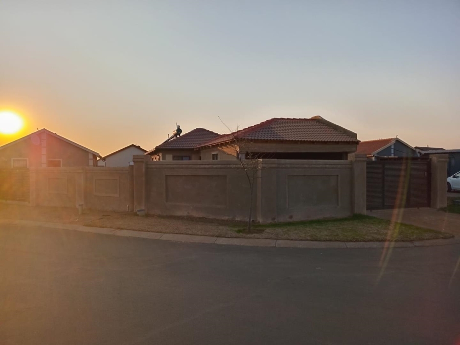 3 Bedroom Property for Sale in Modderbee Gauteng