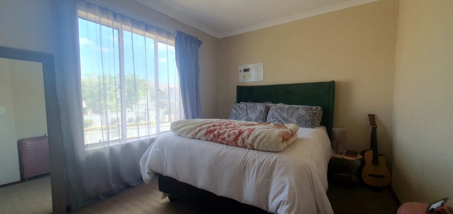 2 Bedroom Property for Sale in Willowbrook Gauteng