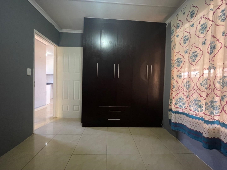 To Let 2 Bedroom Property for Rent in Protea Glen Gauteng