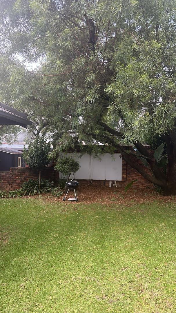 2 Bedroom Property for Sale in Erasmuskloof Gauteng