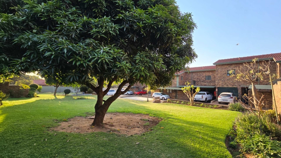 3 Bedroom Property for Sale in Magalieskruin Gauteng