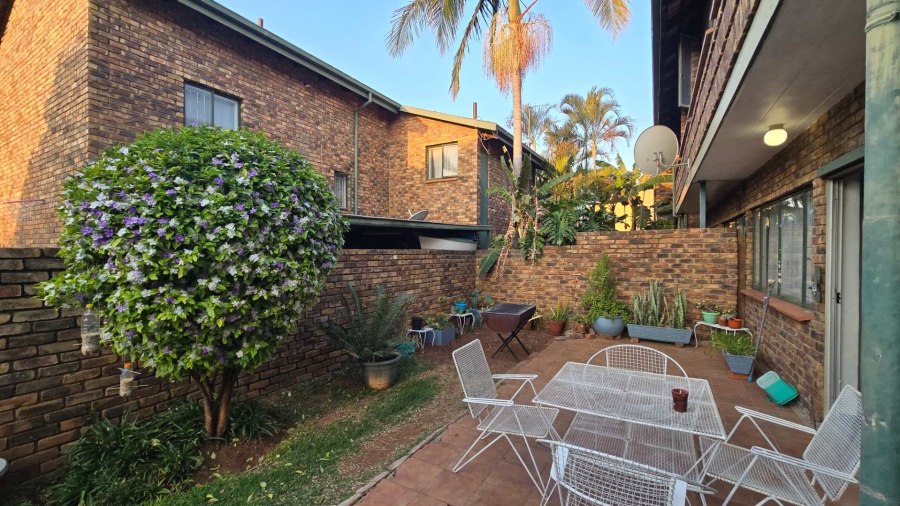 3 Bedroom Property for Sale in Magalieskruin Gauteng