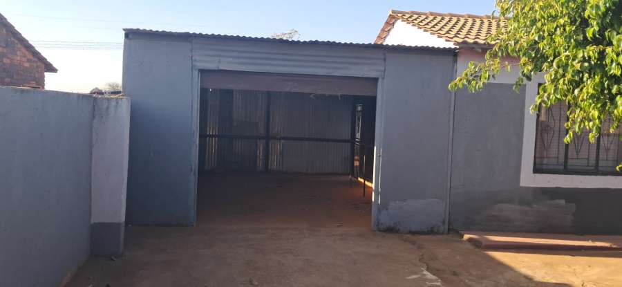 2 Bedroom Property for Sale in Soshanguve Gauteng