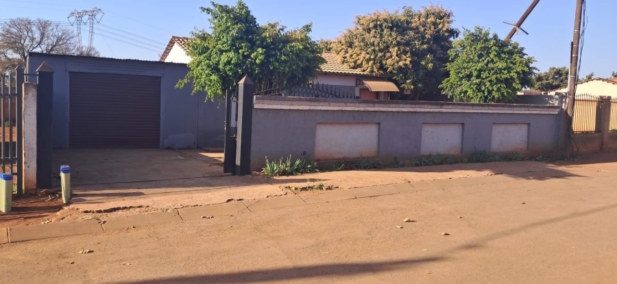 2 Bedroom Property for Sale in Soshanguve Gauteng