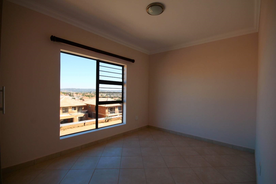 To Let 3 Bedroom Property for Rent in Boardwalk Gauteng