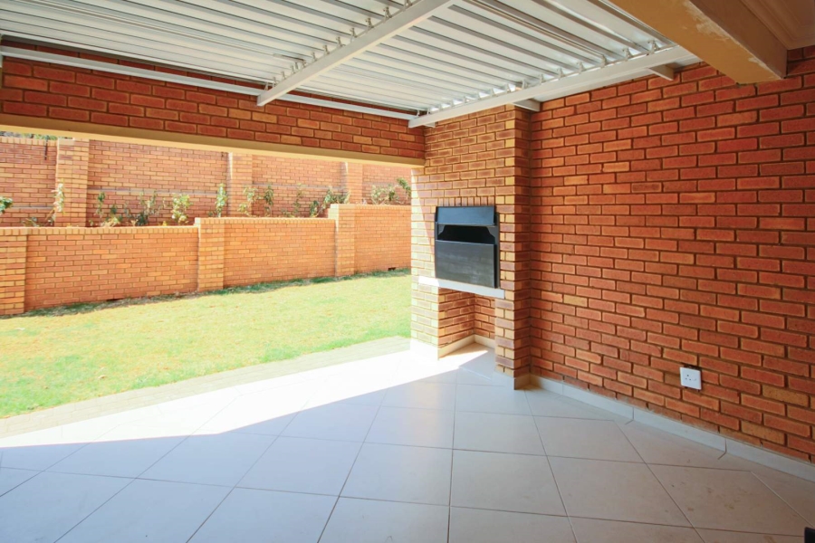 To Let 3 Bedroom Property for Rent in Boardwalk Gauteng