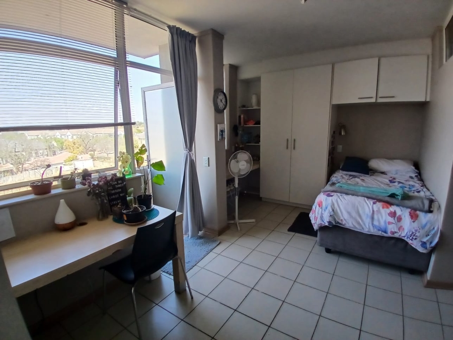 1 Bedroom Property for Sale in Hillcrest Gauteng