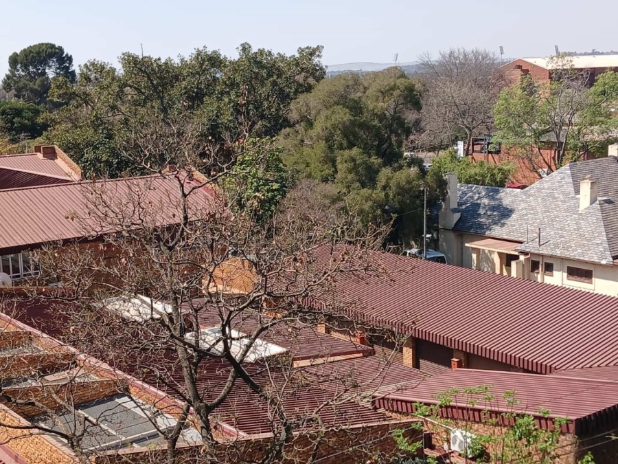 1 Bedroom Property for Sale in Hillcrest Gauteng