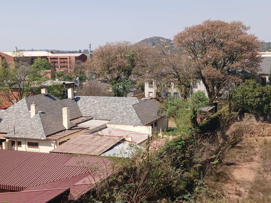 1 Bedroom Property for Sale in Hillcrest Gauteng