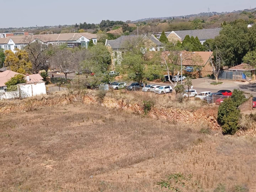 1 Bedroom Property for Sale in Hillcrest Gauteng