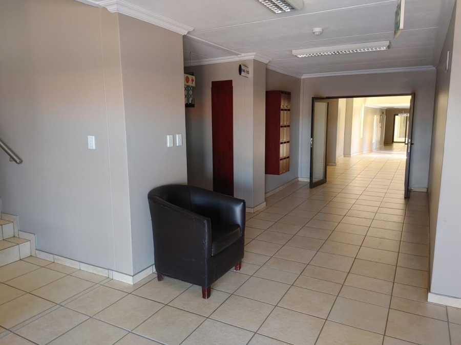 1 Bedroom Property for Sale in Willow Park Manor Gauteng