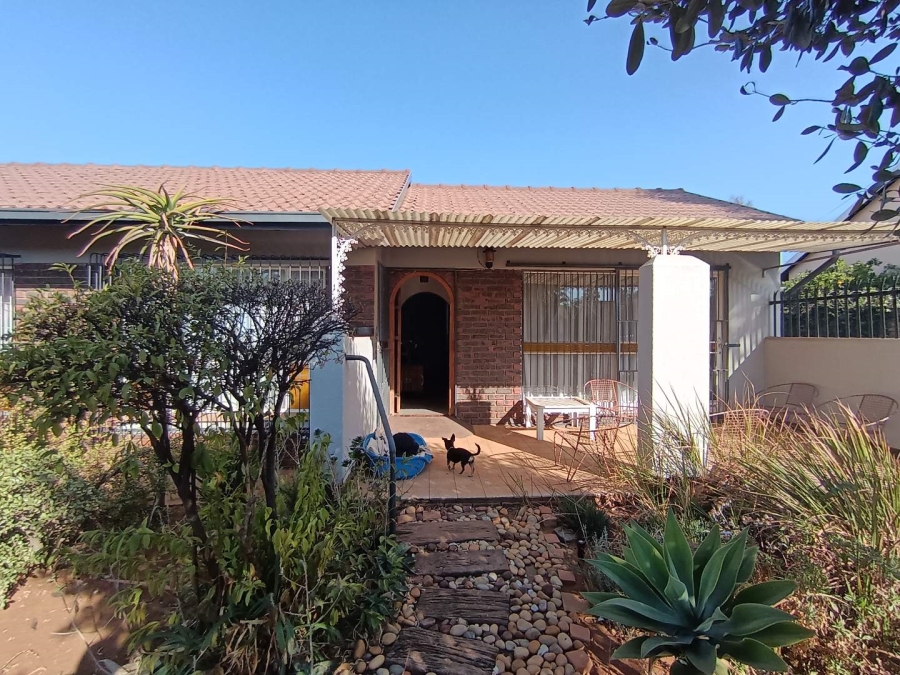 3 Bedroom Property for Sale in Dorandia Ext 7 Gauteng