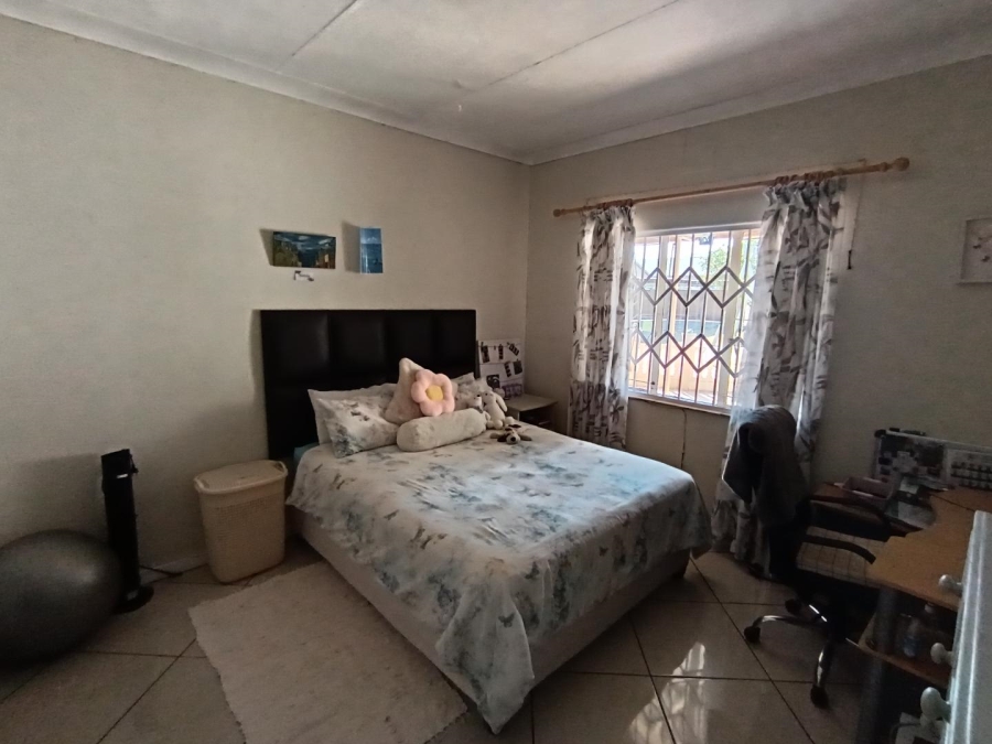 4 Bedroom Property for Sale in Erasmia Gauteng