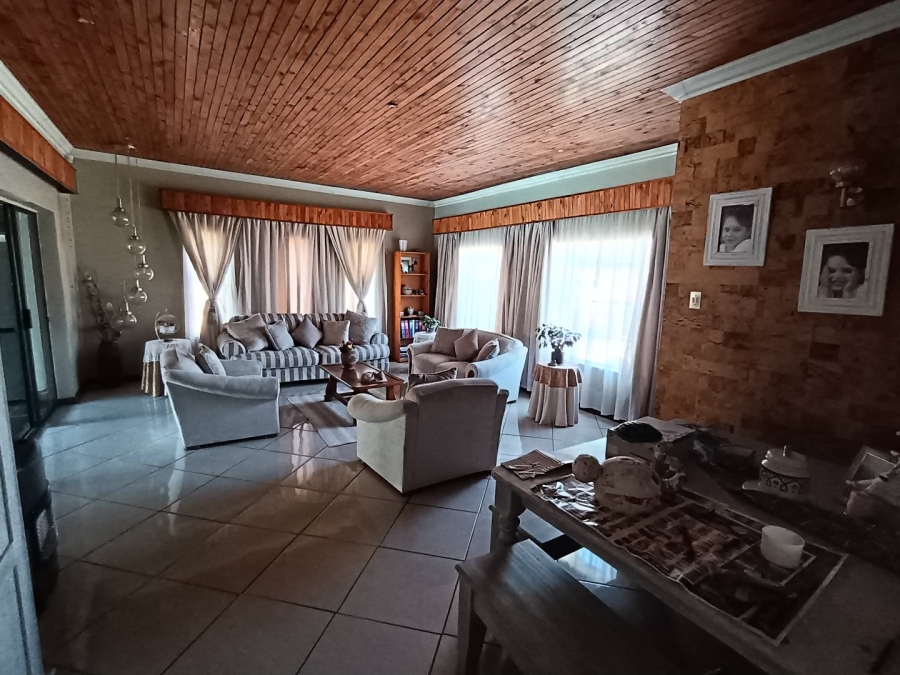 4 Bedroom Property for Sale in Erasmia Gauteng