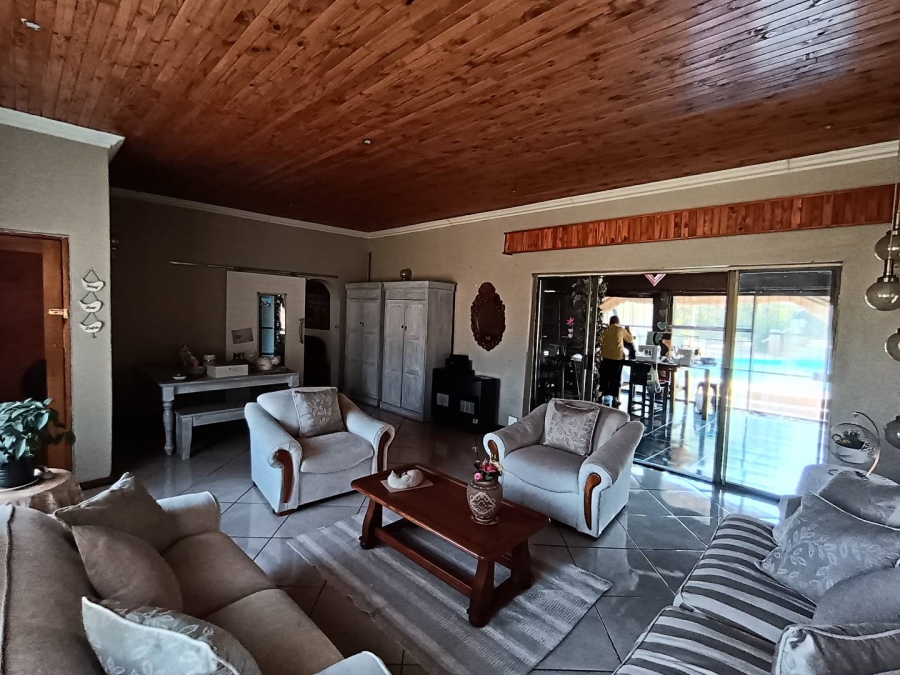 4 Bedroom Property for Sale in Erasmia Gauteng