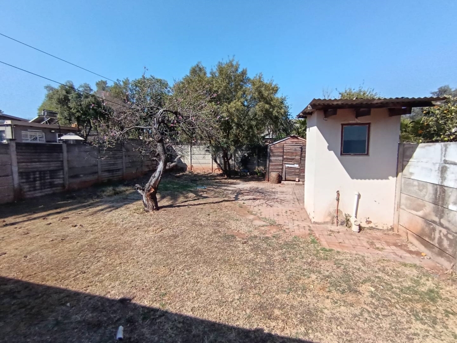 4 Bedroom Property for Sale in Erasmia Gauteng