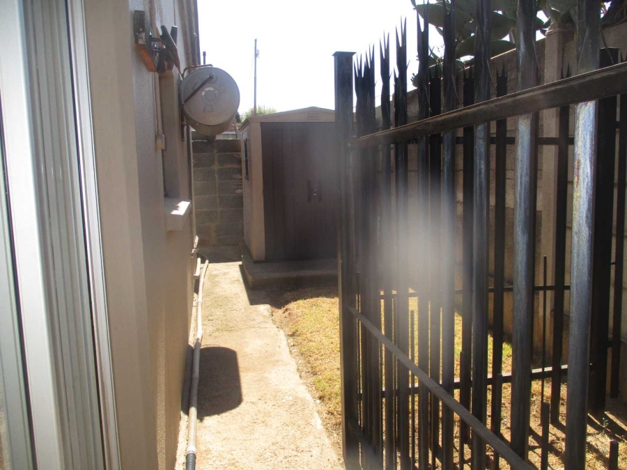 2 Bedroom Property for Sale in Alberton Gauteng