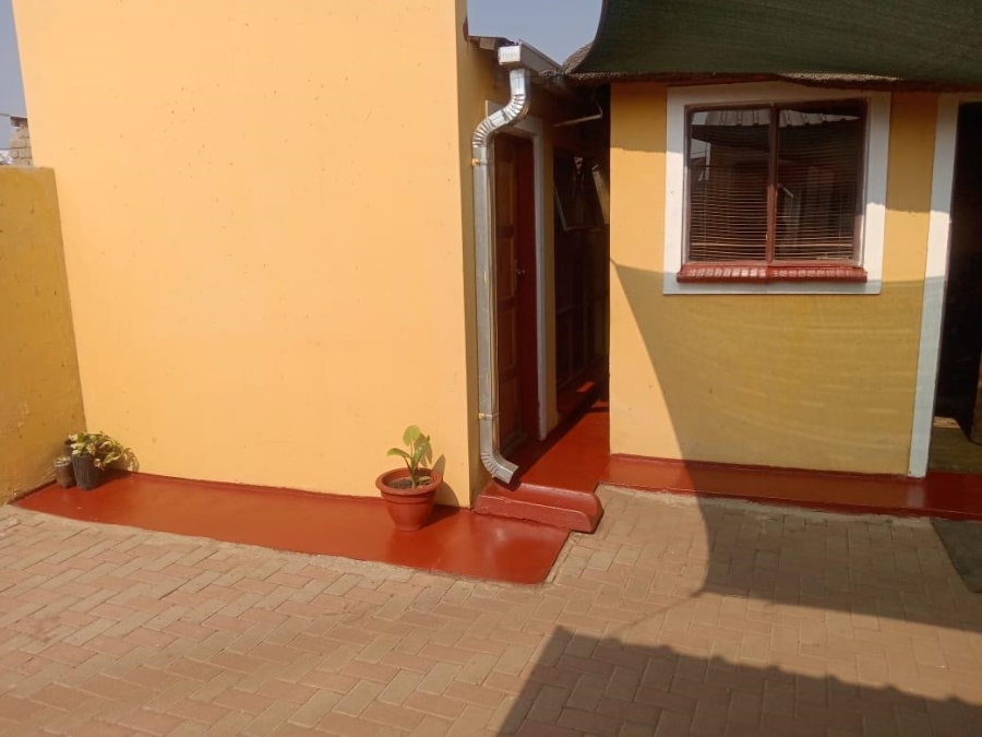 2 Bedroom Property for Sale in Palm Ridge Gauteng