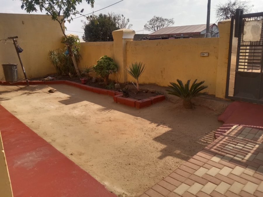 2 Bedroom Property for Sale in Palm Ridge Gauteng