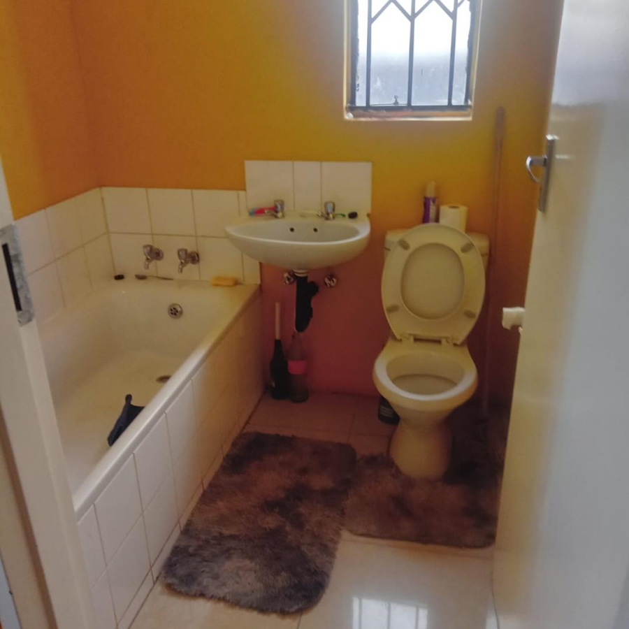 To Let 3 Bedroom Property for Rent in Protea Glen Gauteng