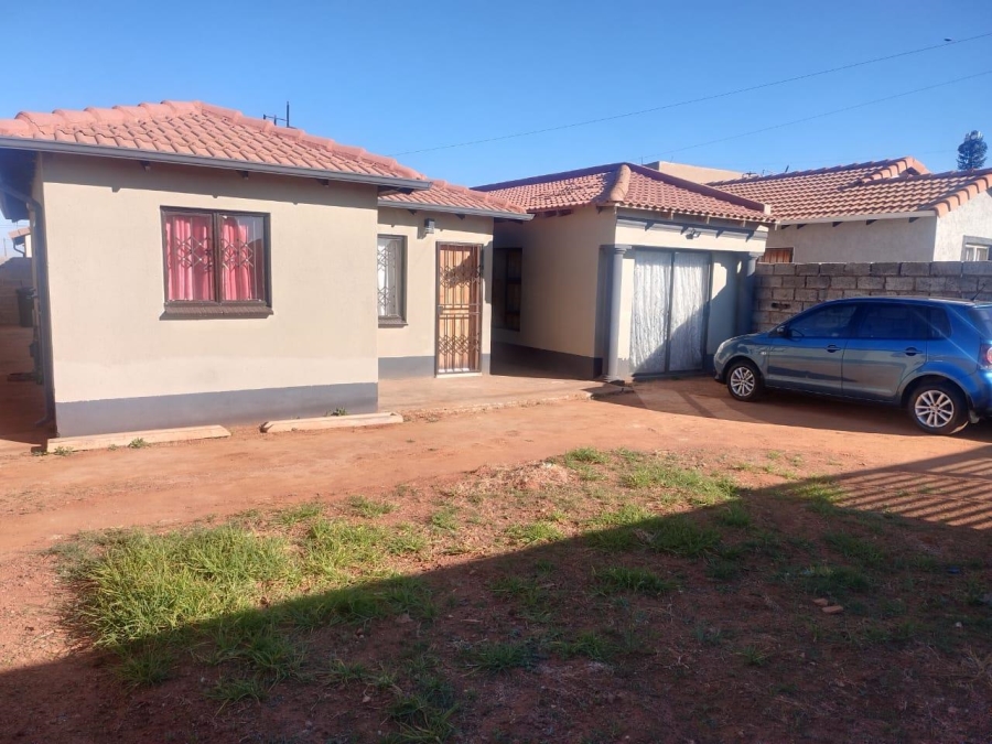 To Let 3 Bedroom Property for Rent in Protea Glen Gauteng