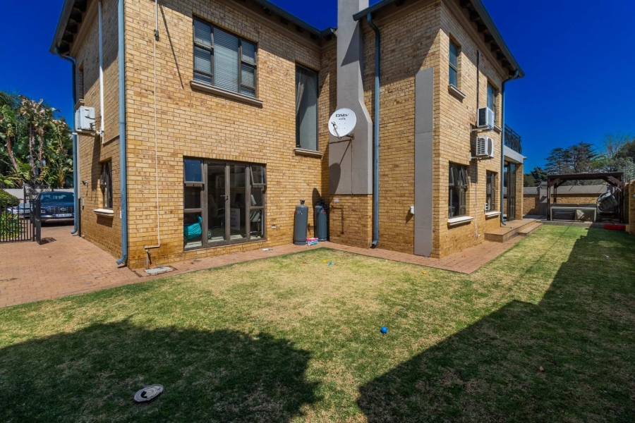 3 Bedroom Property for Sale in Lakefield Gauteng