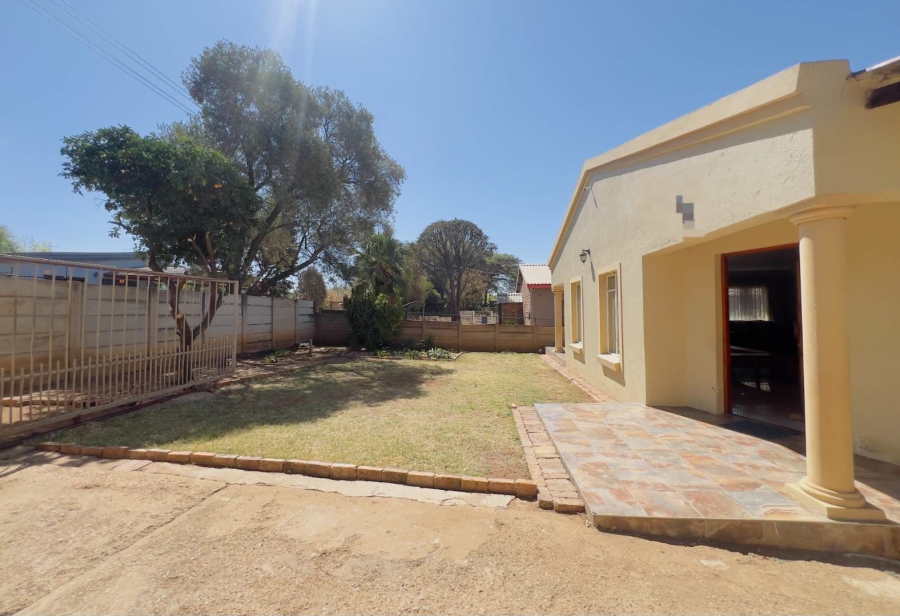 3 Bedroom Property for Sale in East Lynne Gauteng