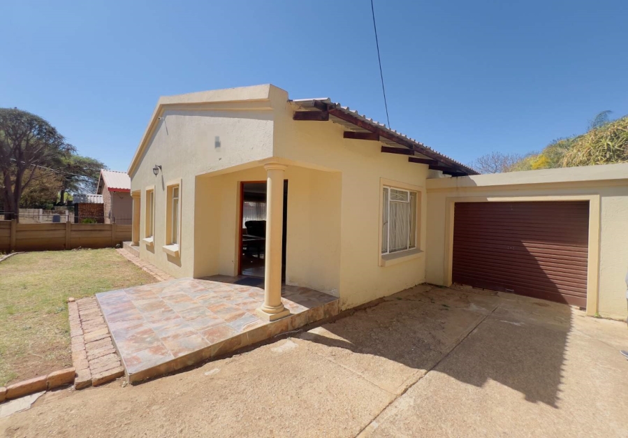 3 Bedroom Property for Sale in East Lynne Gauteng