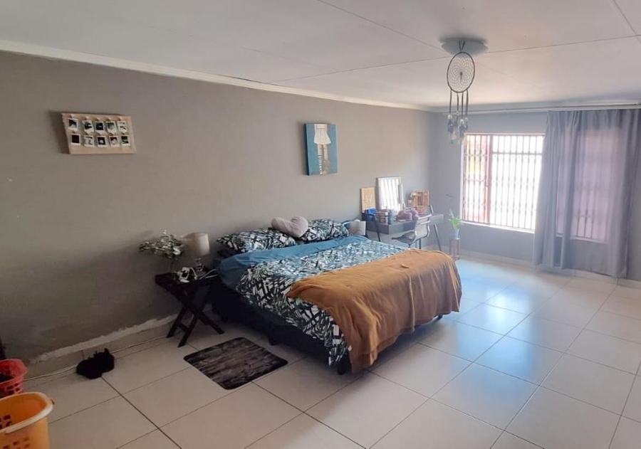 4 Bedroom Property for Sale in Heuweloord Gauteng