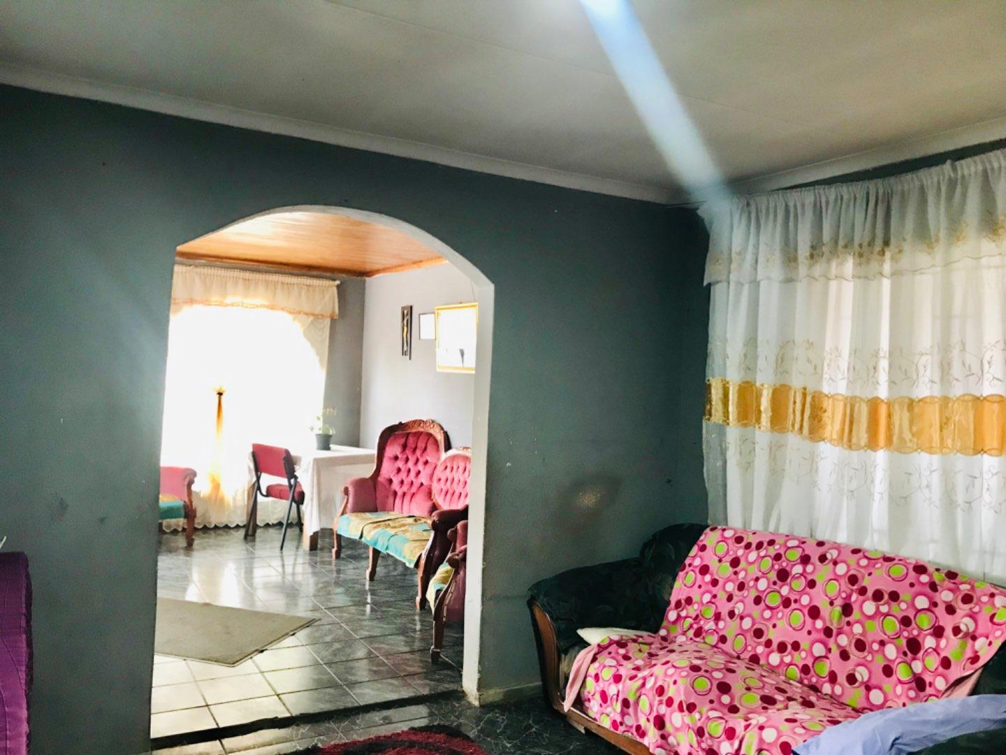 2 Bedroom Property for Sale in Delmore Park Gauteng