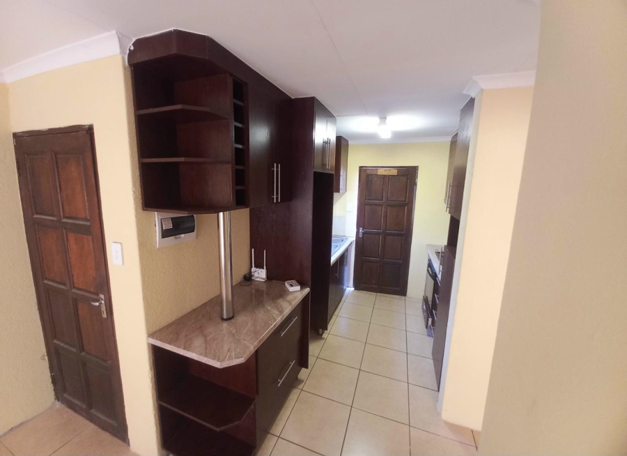 3 Bedroom Property for Sale in Elandspoort Gauteng