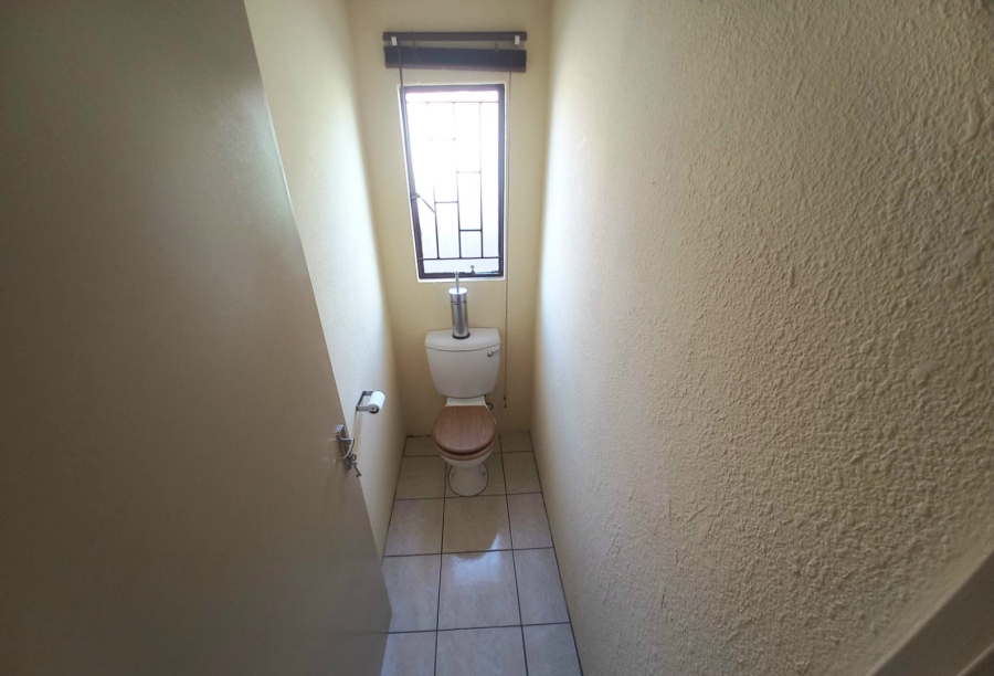 3 Bedroom Property for Sale in Elandspoort Gauteng