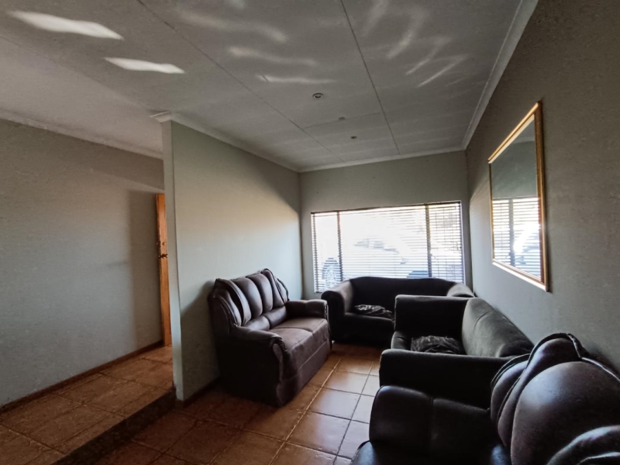 3 Bedroom Property for Sale in Wierdapark Gauteng