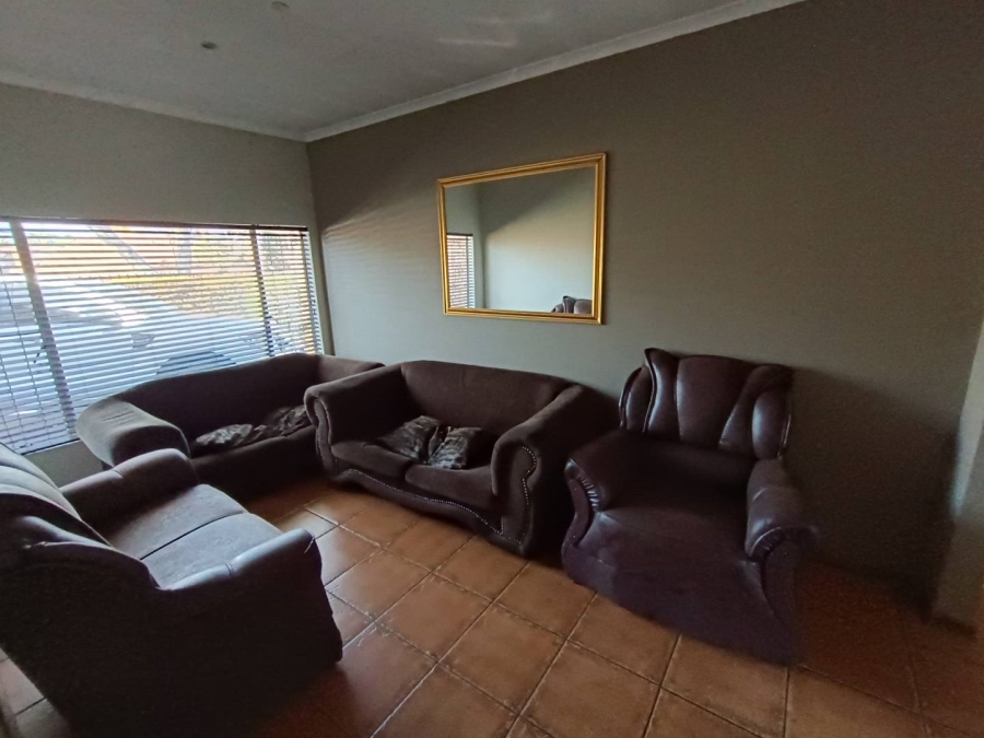 3 Bedroom Property for Sale in Wierdapark Gauteng