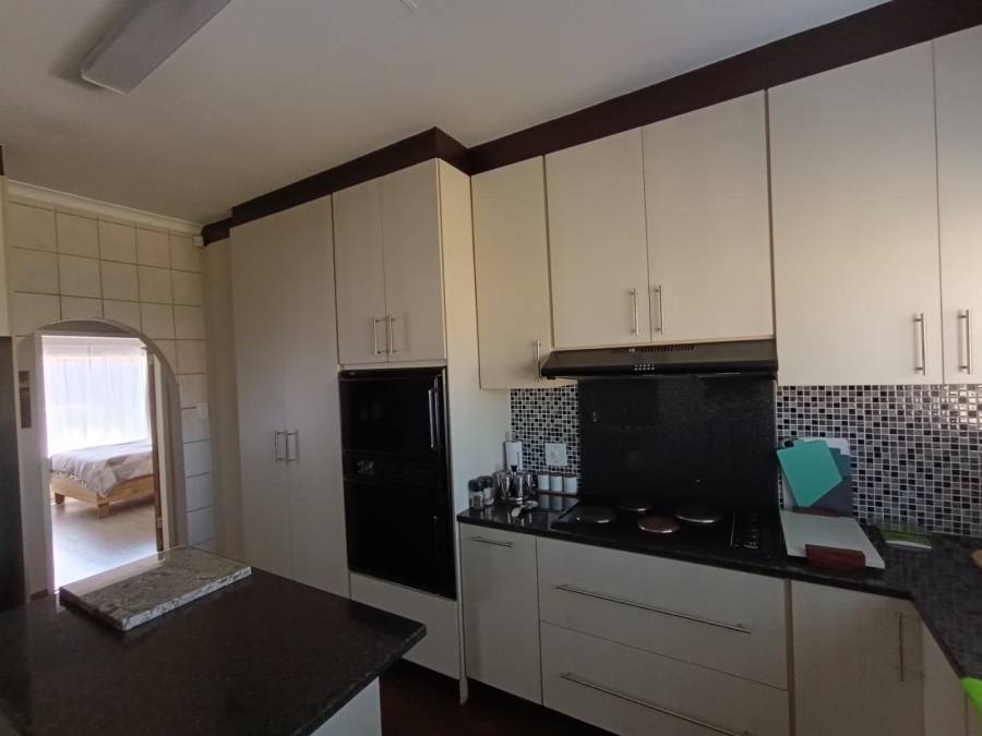 3 Bedroom Property for Sale in Wierdapark Gauteng