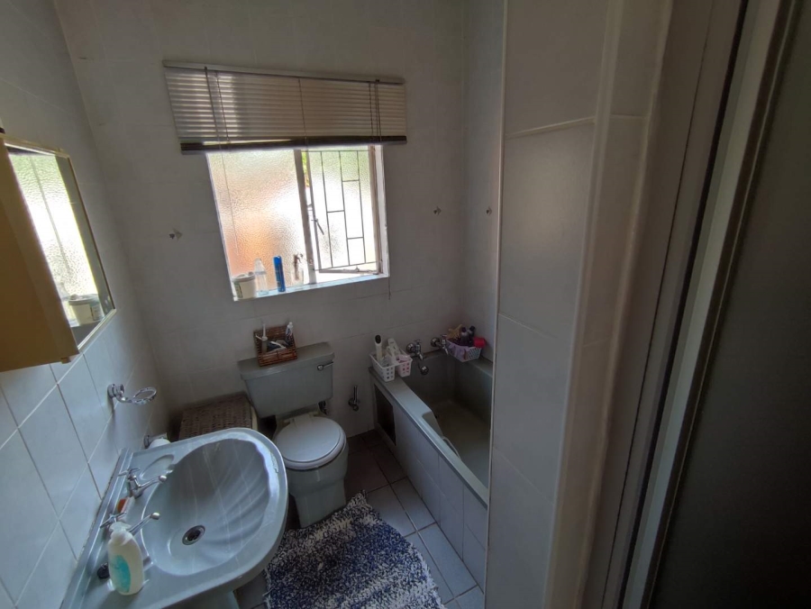 3 Bedroom Property for Sale in Wierdapark Gauteng