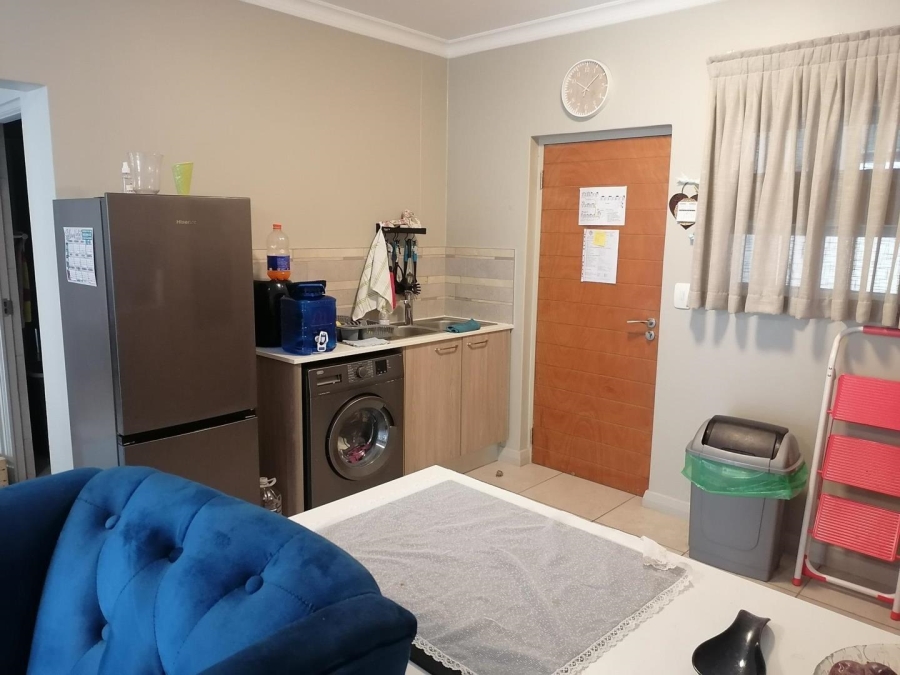 1 Bedroom Property for Sale in Waterkloof Ridge Gauteng