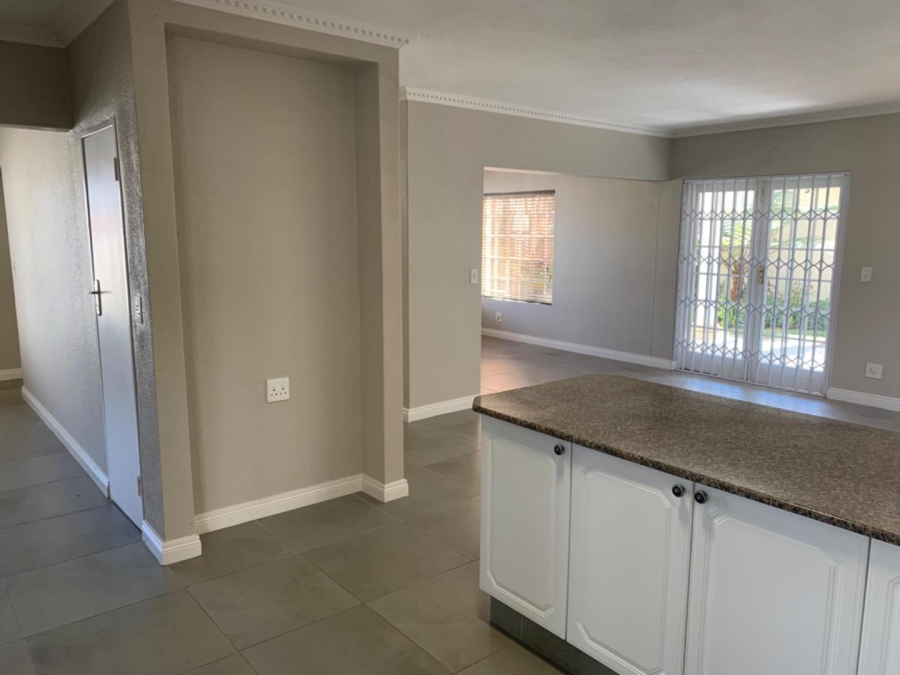 To Let 3 Bedroom Property for Rent in Sterrewag Gauteng