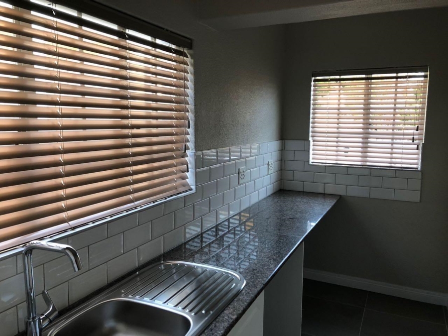 To Let 3 Bedroom Property for Rent in Sterrewag Gauteng