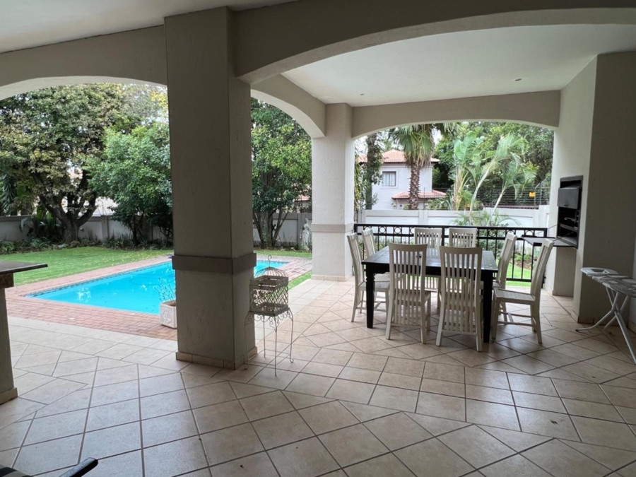 To Let 4 Bedroom Property for Rent in Waterkloof Ridge Gauteng