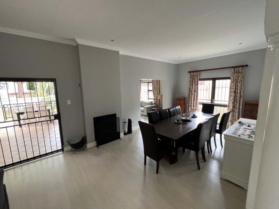 To Let 4 Bedroom Property for Rent in Waterkloof Ridge Gauteng