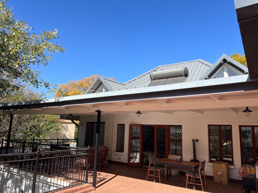 To Let 5 Bedroom Property for Rent in Waterkloof Gauteng