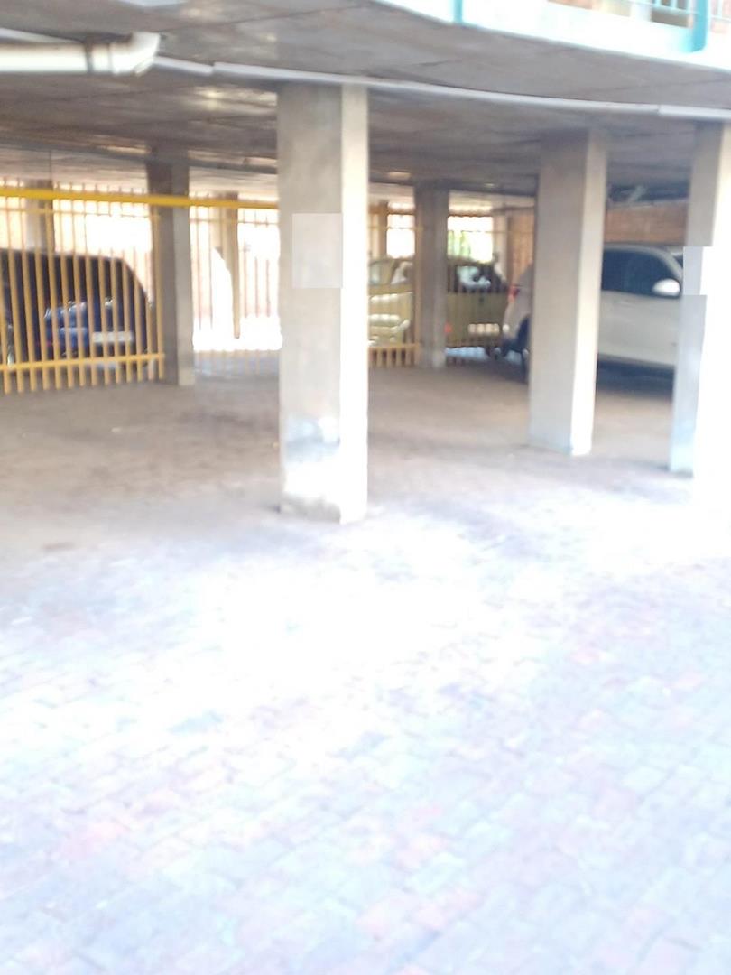 3 Bedroom Property for Sale in Die Hoewes Gauteng