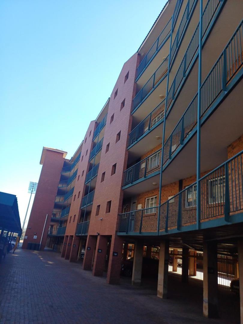 3 Bedroom Property for Sale in Die Hoewes Gauteng